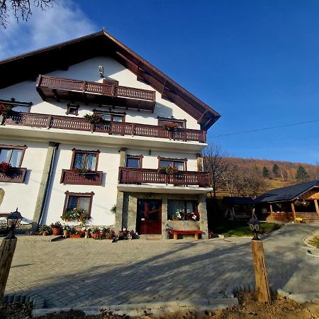 Ograda De La Munte Vila Bran  Exterior foto