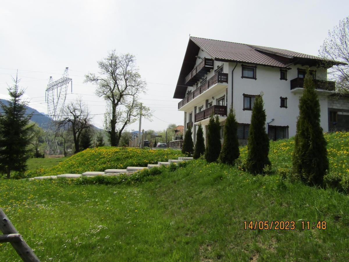 Ograda De La Munte Vila Bran  Exterior foto